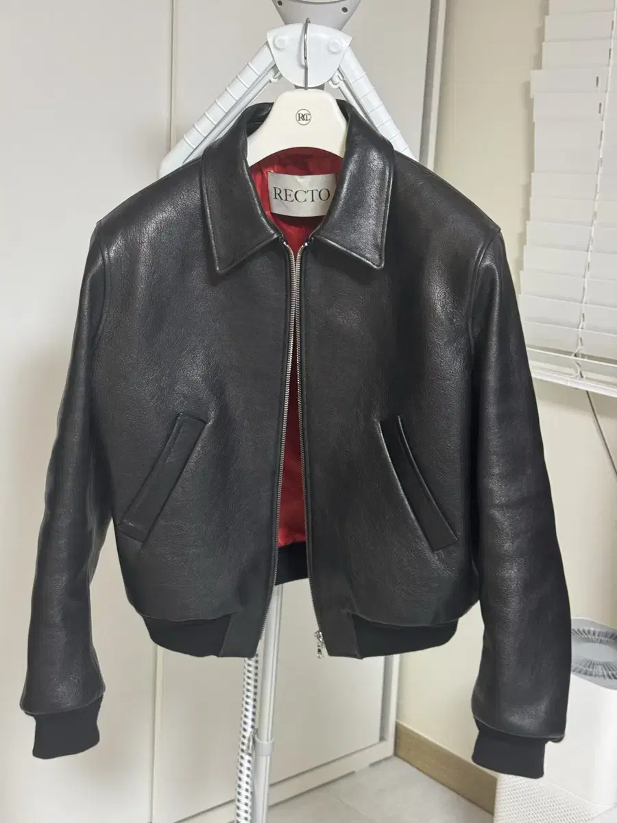 (New)Benectogoth Leather Jacket M->S