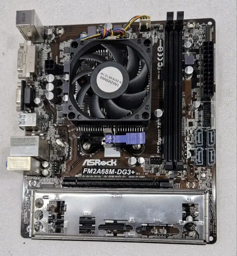 asrock fm2a68m-dg3+cpu a8-7600