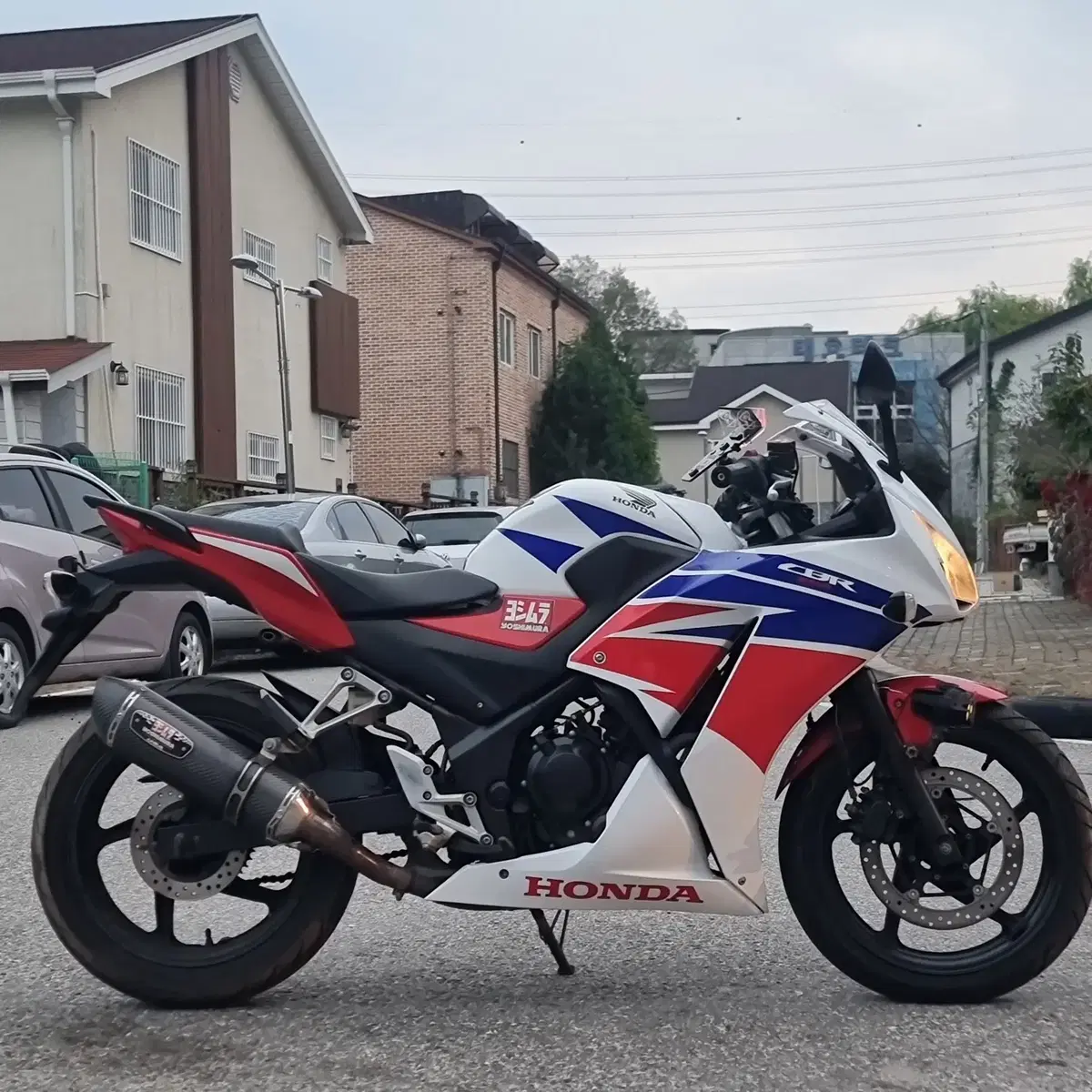 cbr300r 15년식 요시무라 풀배기 구변완료 관리잘된 차량 판매합니다