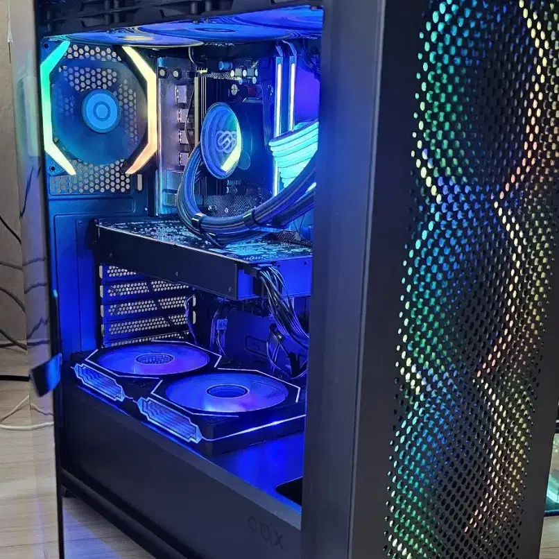 7800X3D RTX4080 16GB 본체 (새상품)