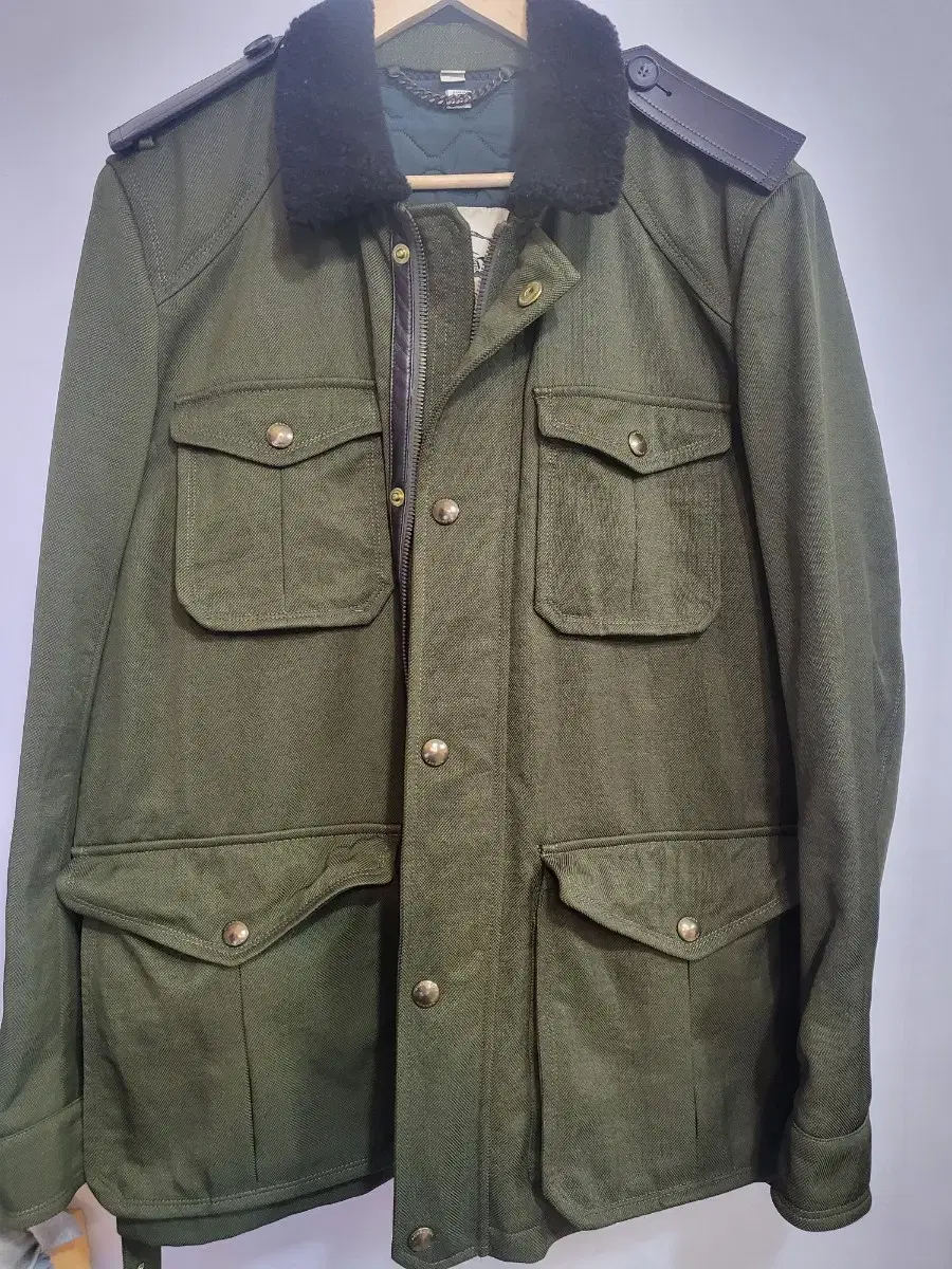 BurberryProsumKeumMilitary54