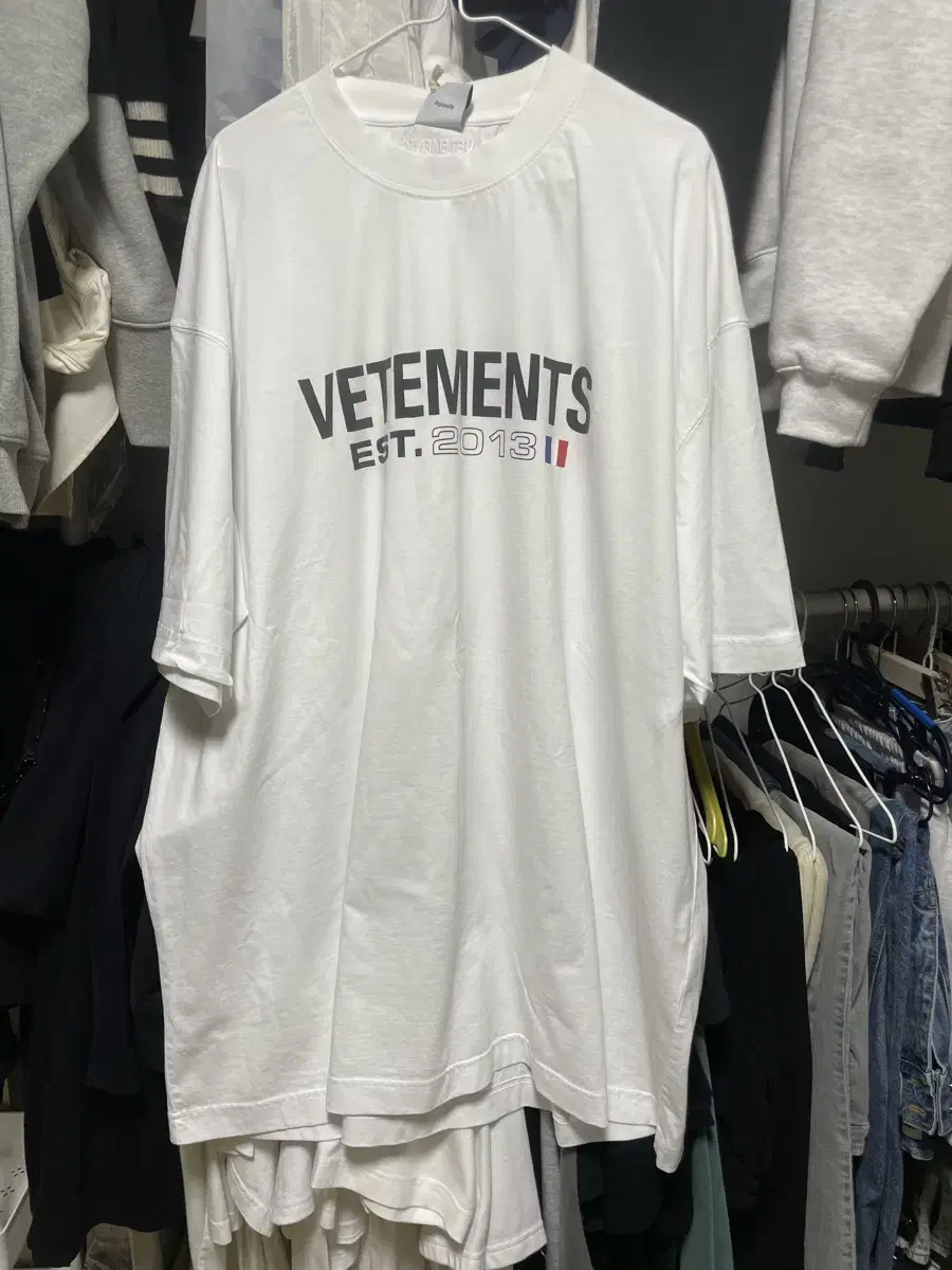 [L] Vietmeng Men's T-shirt LOGO COTTON T SHIRT UE54T