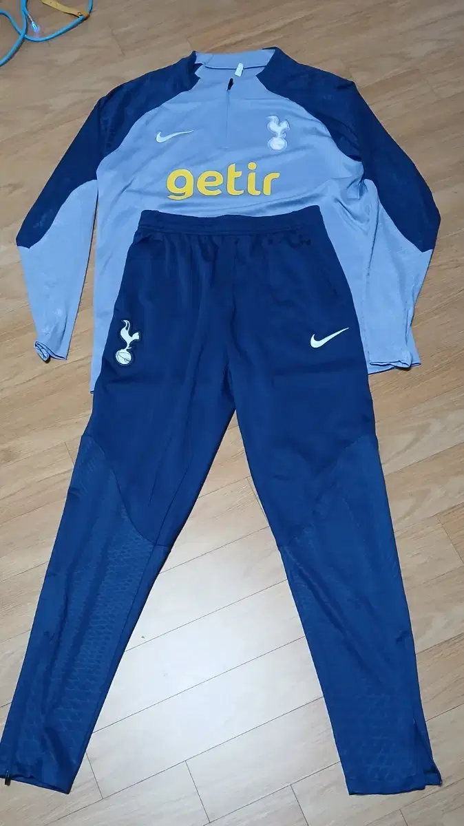 Tottenham Half Zip Up Training Set (Genuine)