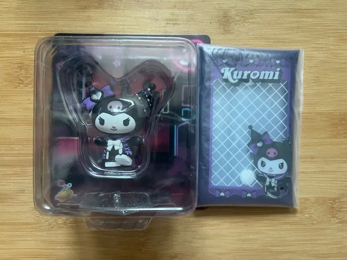 Halloween Kuromi Figure Mini Pow