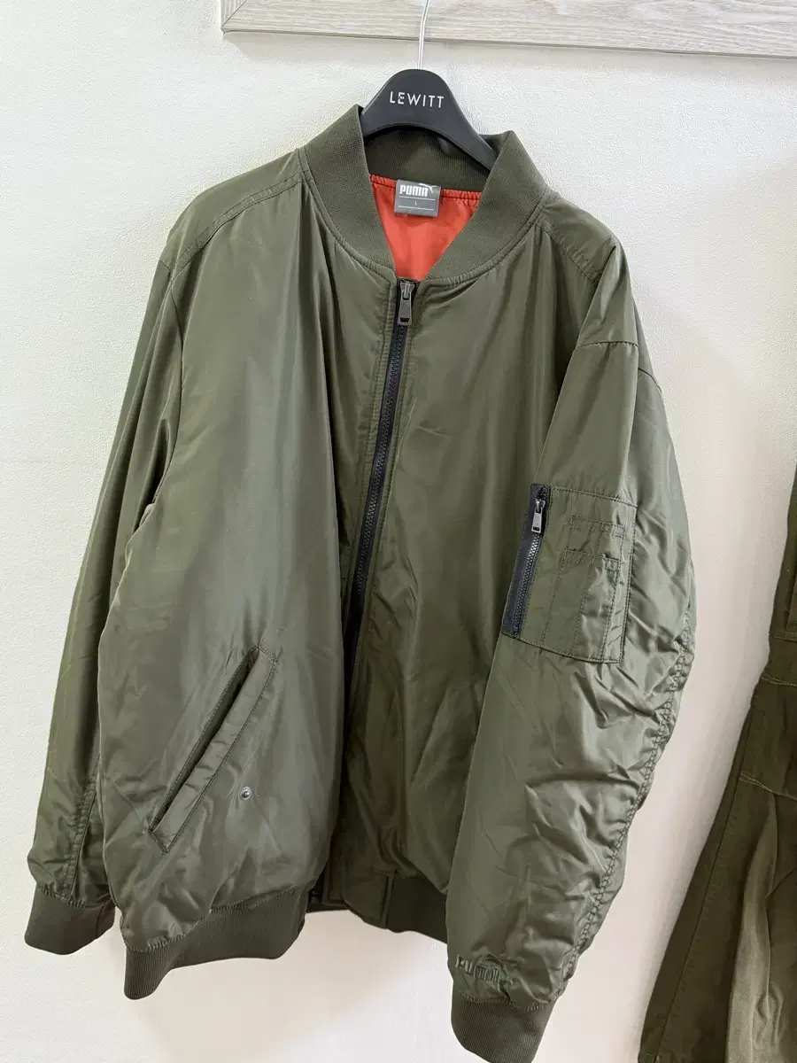 Puma Warmshell Bomber Jacket (MA-1): Olive / L