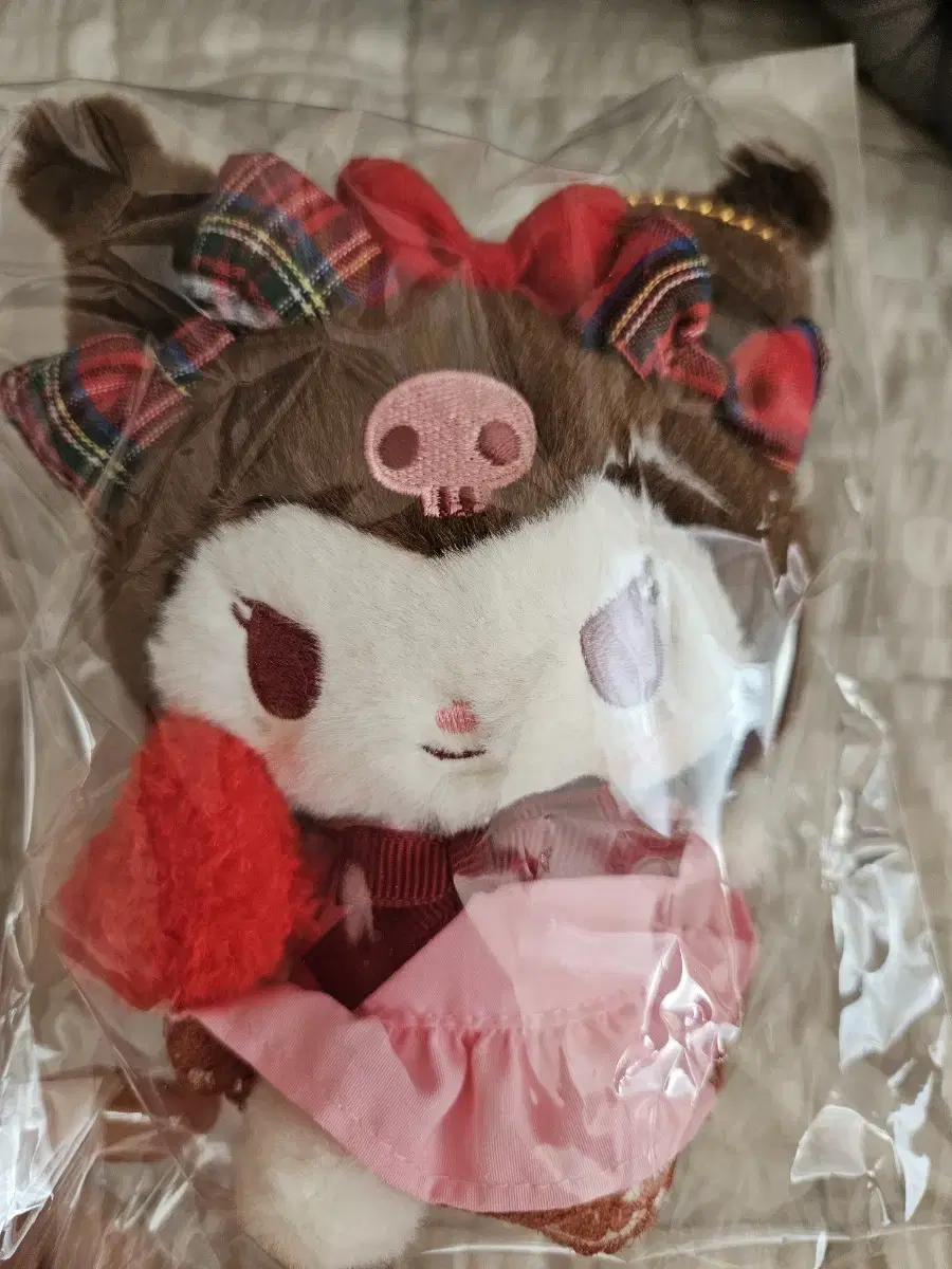 Sanrio Kuromi Love Valentine Mascot