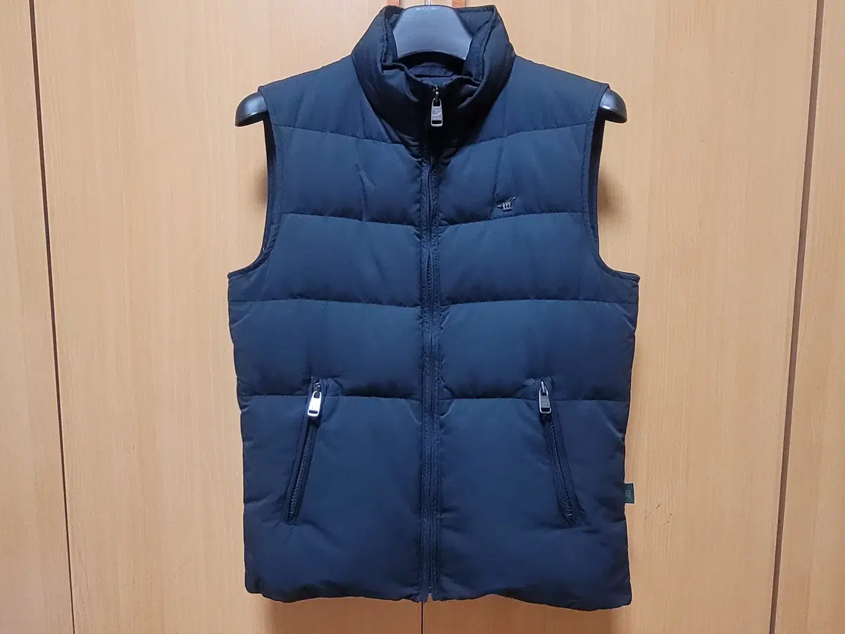 henry cotton duck down vest (vest) size 95 sells