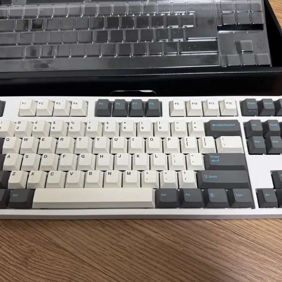 레오폴드 Leopold FC750R PD 화이트그레이 텐키리스 저소음적축