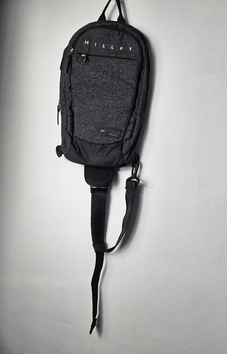 Miele Mountaineering Sling Bag