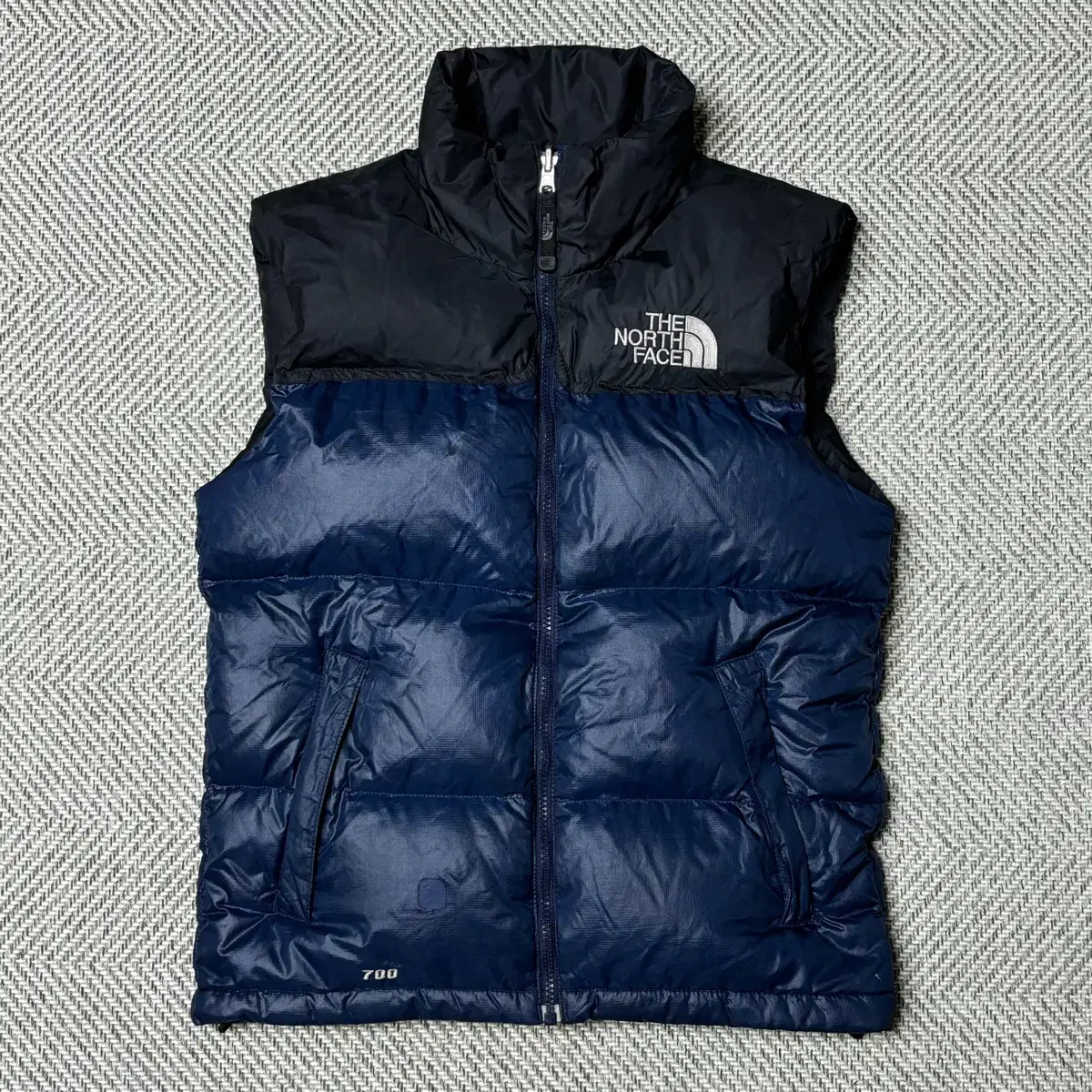 NORTHFACE 노스페이스 올드스쿨 레트로 눕시 700 조끼 다운 패딩