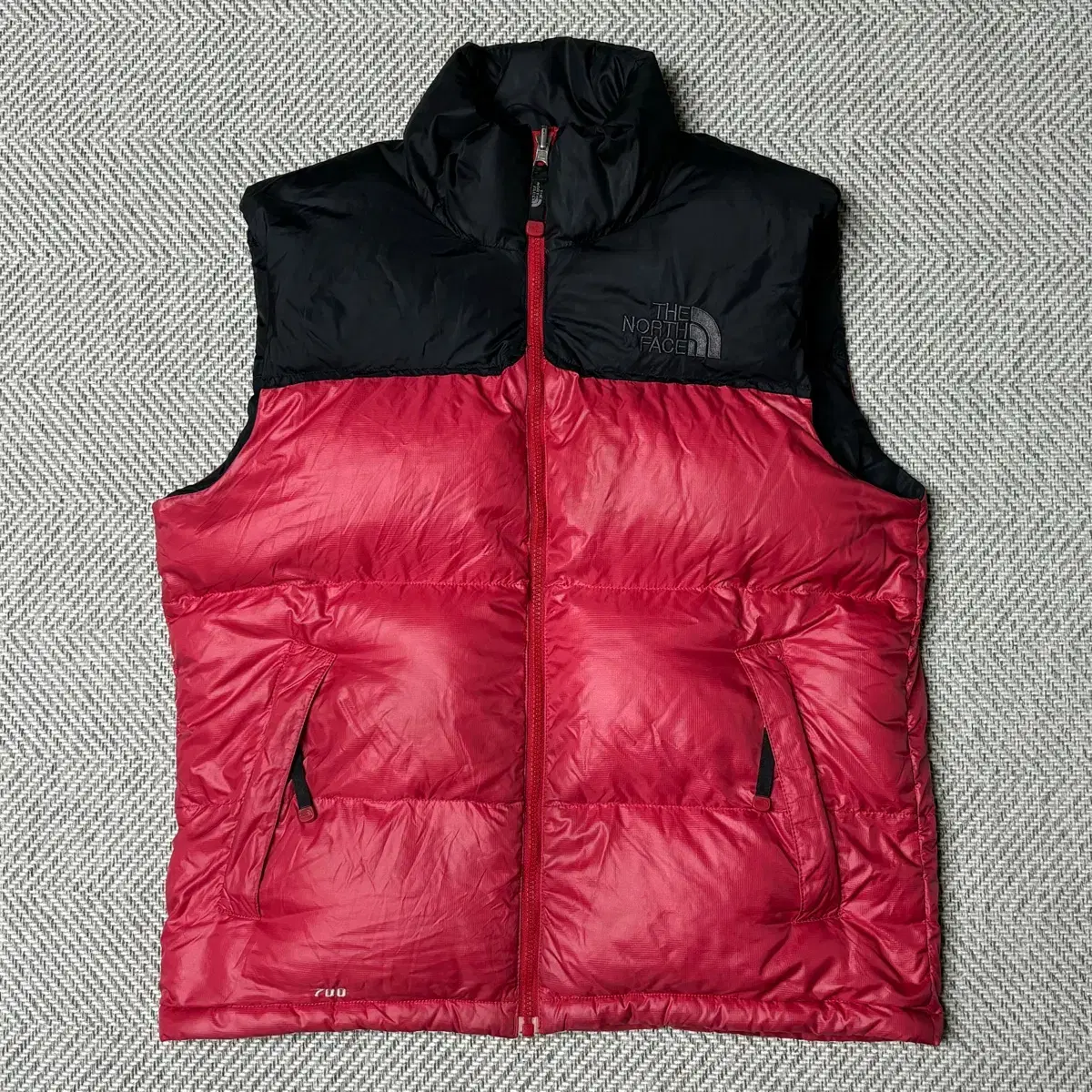 NORTHFACE 노스페이스 올드스쿨 레트로 눕시 700 조끼 다운 패딩