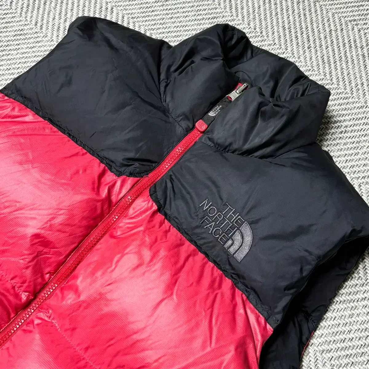 NORTHFACE 노스페이스 올드스쿨 레트로 눕시 700 조끼 다운 패딩