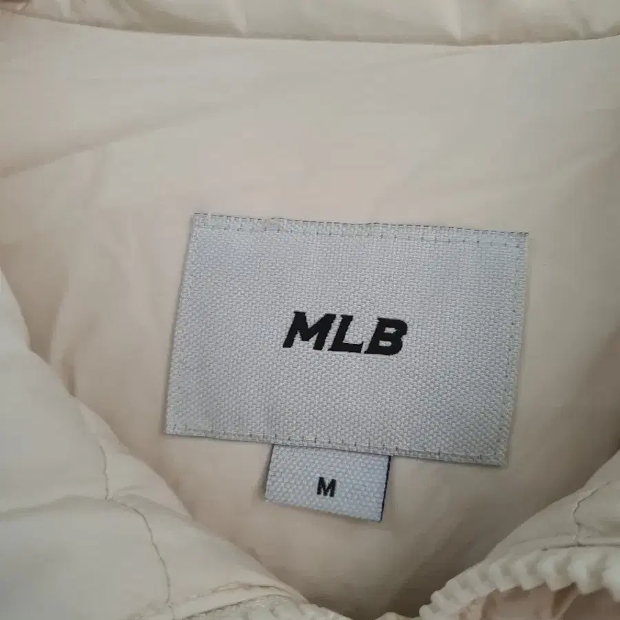 MLB 패딩 M