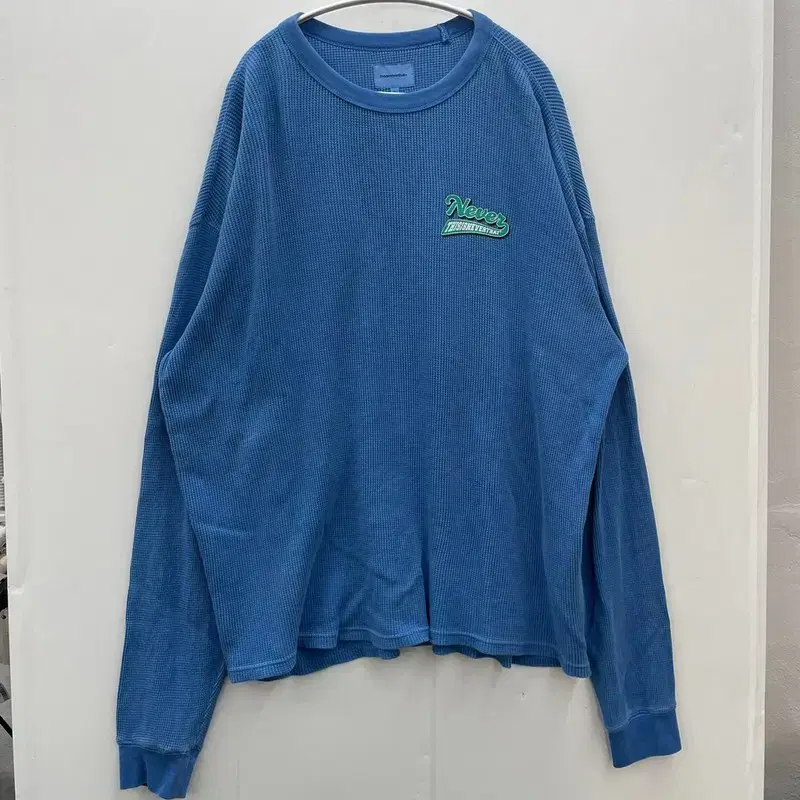 XL This Is Never Never That Waffle Overfit Long Sleeve Long Sleeve bloo New in Box