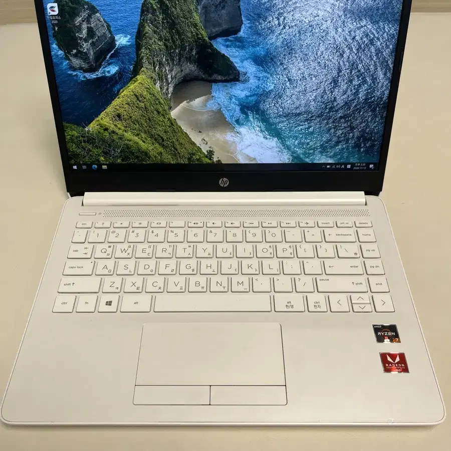 민트급 hp 라이젠7, 24gb, 1테라 노트북