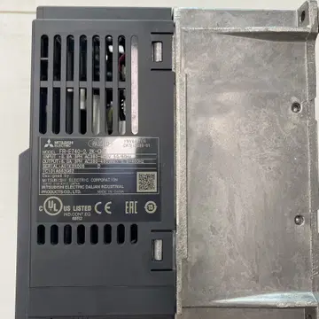 285번.FR-E740-2.2K-CHT (2.2kw) 미쓰비시 인버터 | 브랜드 중고 285번.FR-E740-2.2K-CHT (2.2kw) 미쓰비시 인버터 | 브랜드 중고
