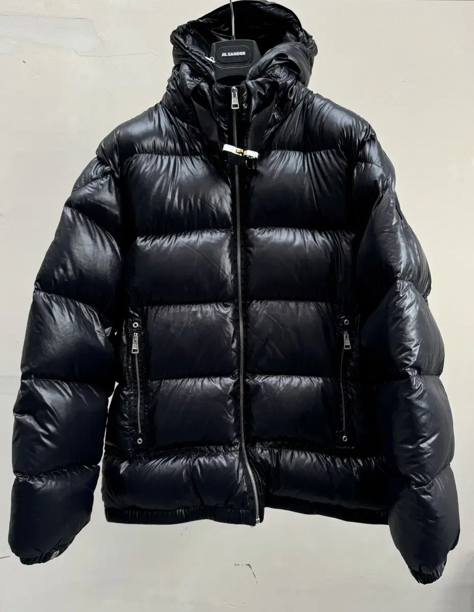 알릭스 x 몽클레어 지니어스 7 알몬드 패딩 블랙 ALYX MONCLER