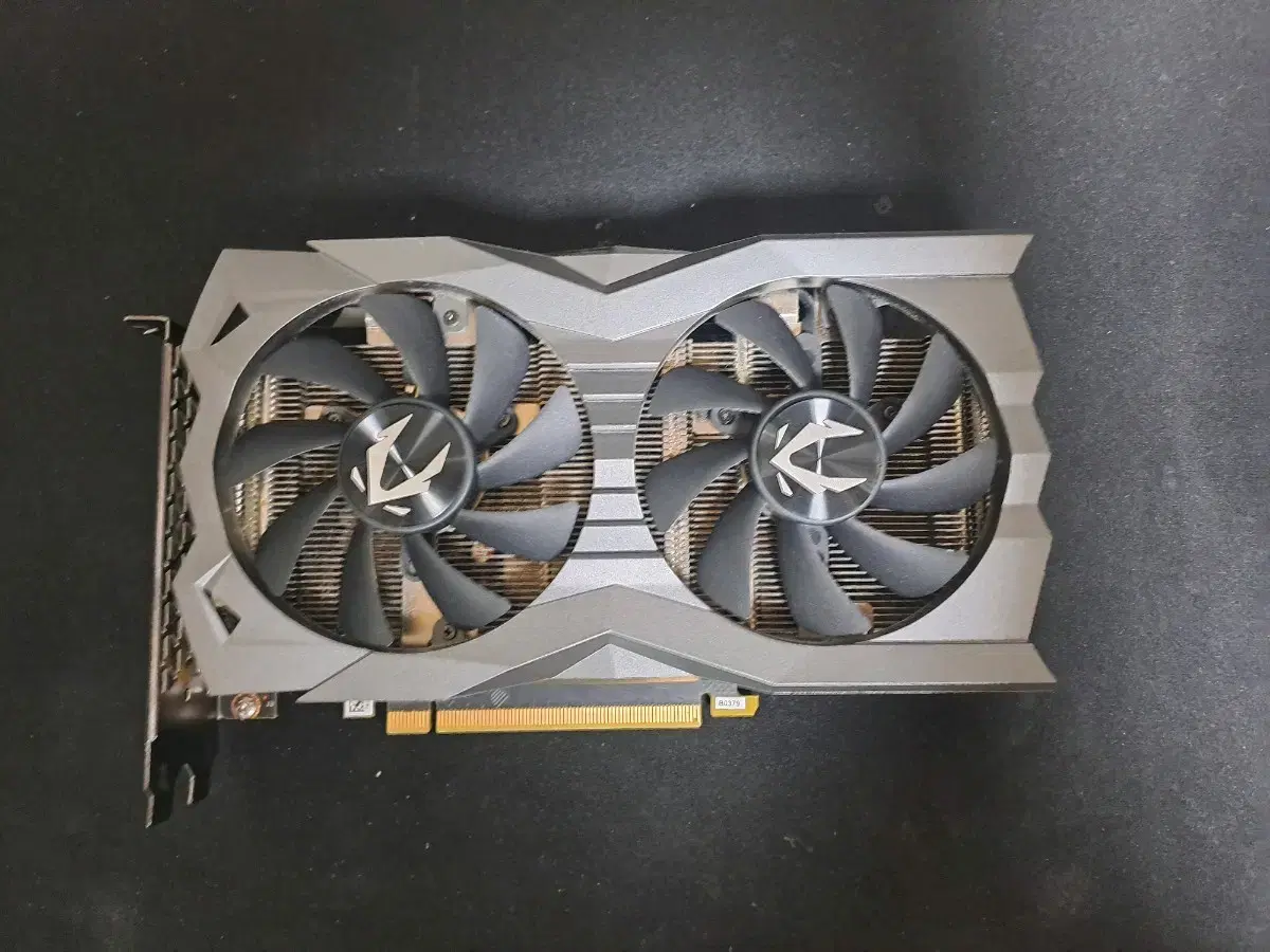 gtx 1660s 6gb 조택 amp(네고가능)