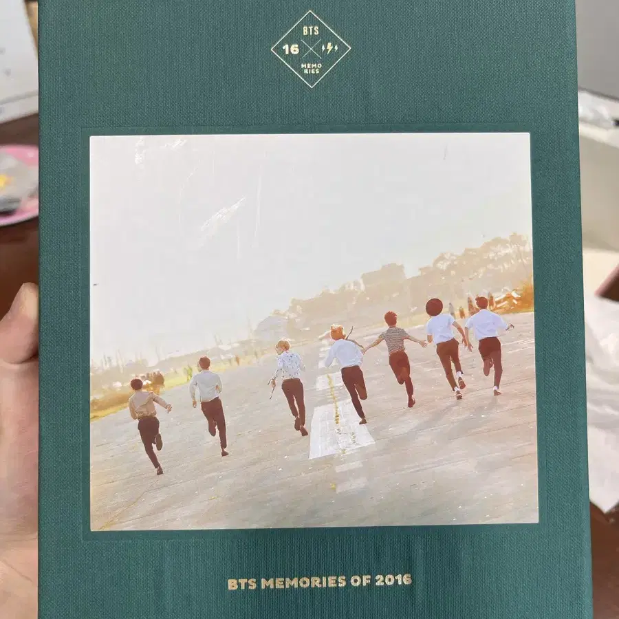 방탄소년단 굿즈 판매(써머패키지, 콘서트 DVD, 프로그램북, 시즌그리팅