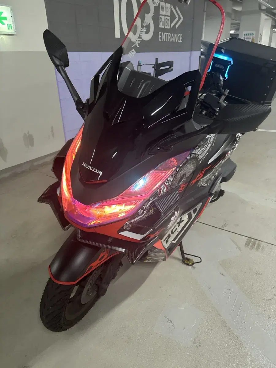 Pcx125 21년식 팝니다