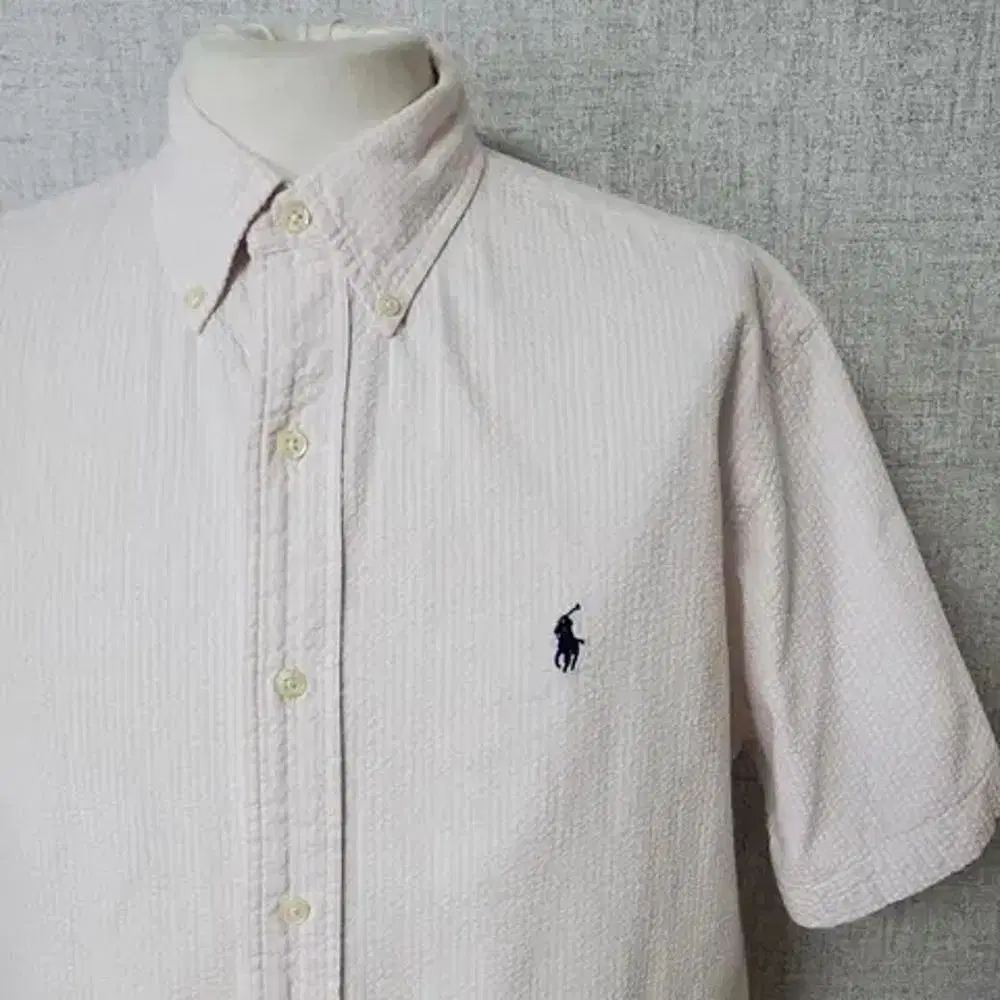 M Polo Ralph Lauren short sleeve shirt. (cy441)