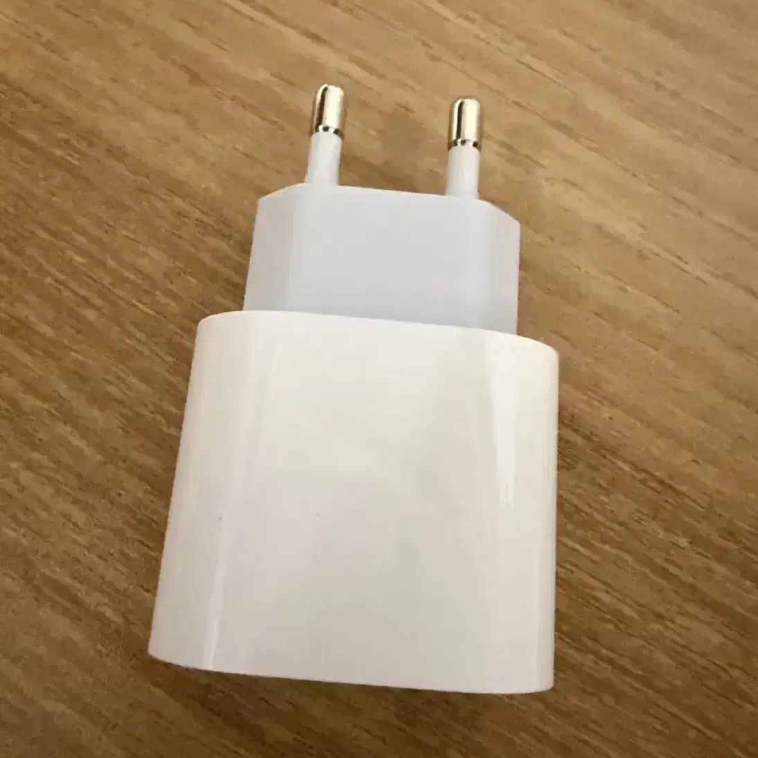 애플 정품 20W USB-C 파워 전원 어댑터 (거의새것)