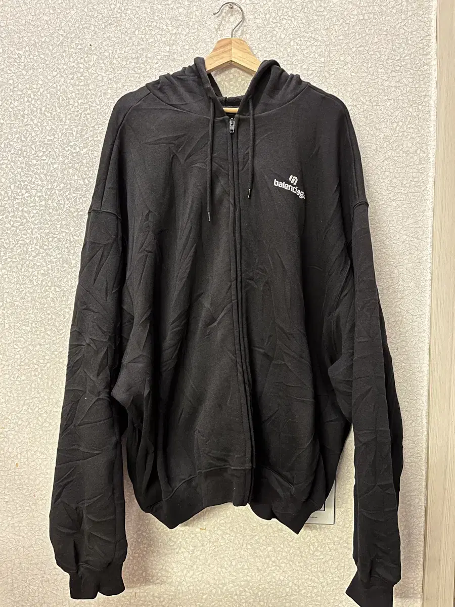 [M] Balenciaga Hooded Zip-Up