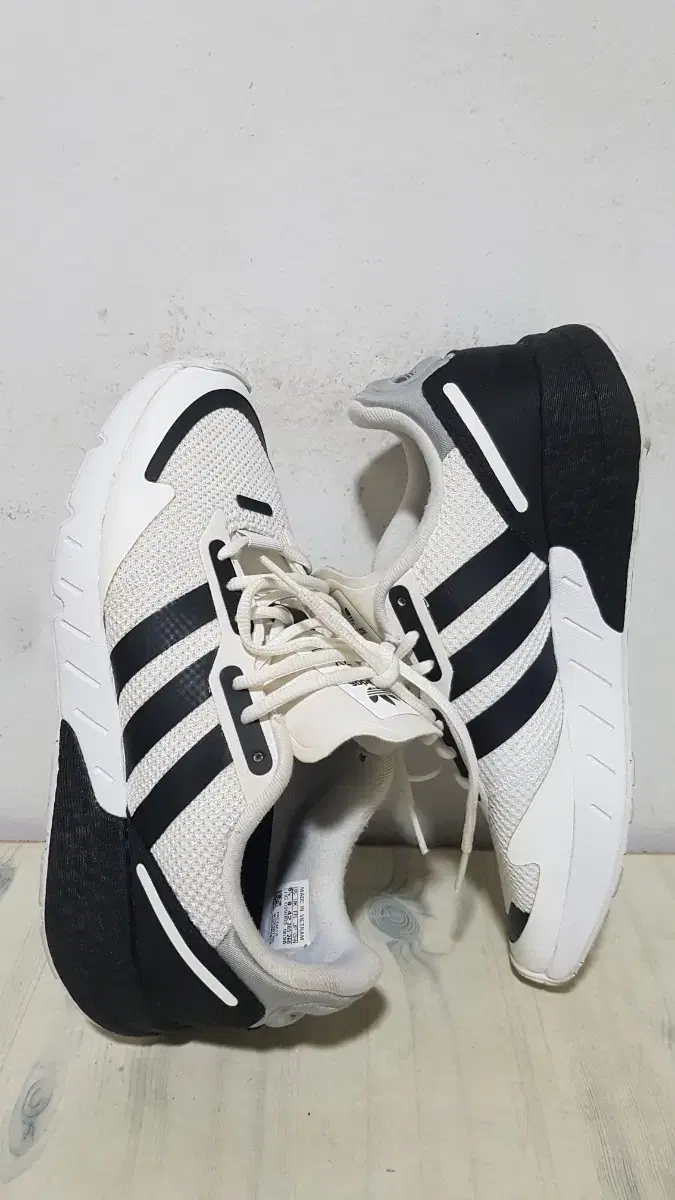 택포 255/260 A급 ADIDAS BOOST 경량 왕쿠션 운동화!