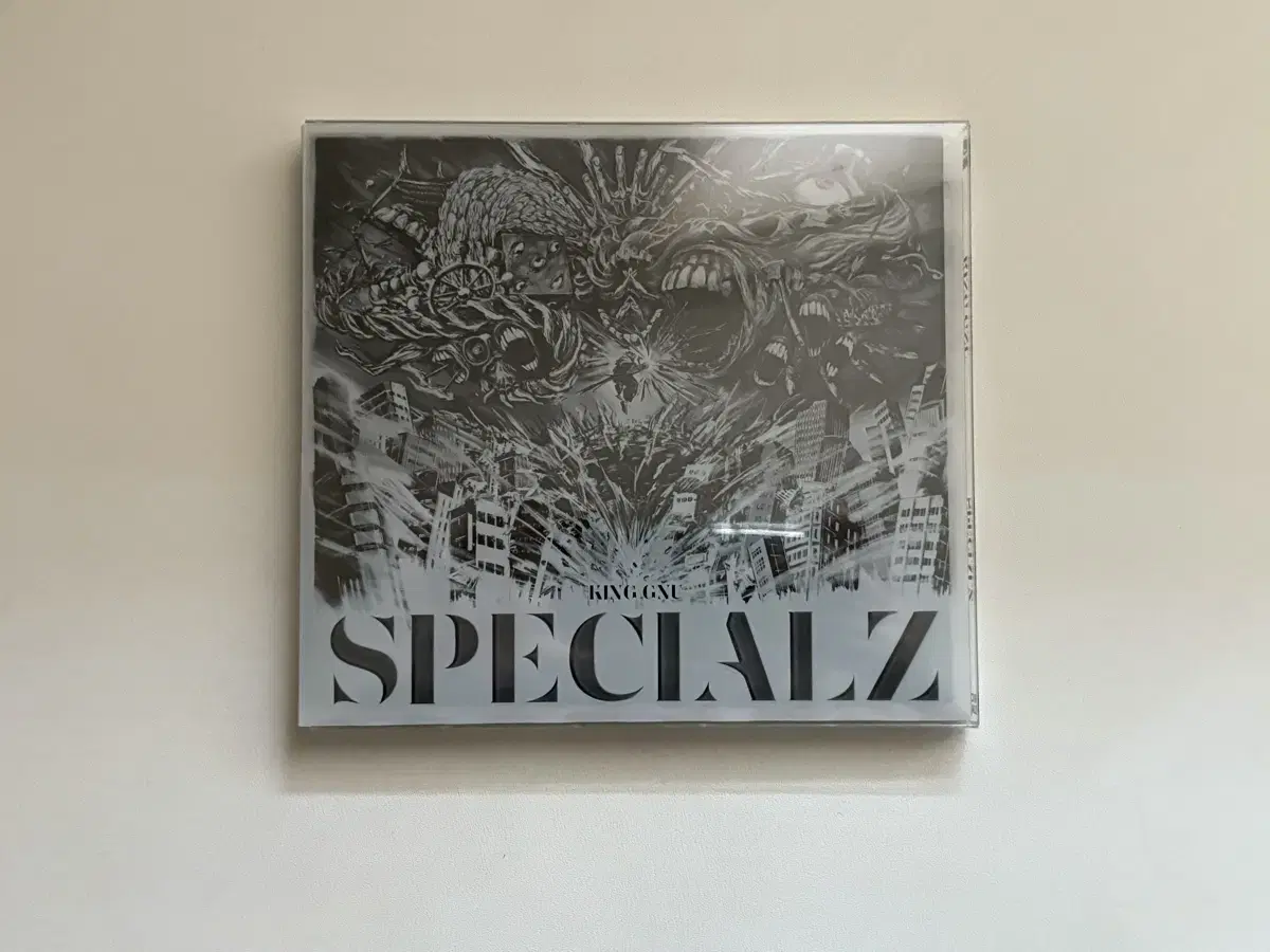 킹누 King Gnu 스페셜즈 SPECIALZ 기간생산한정판 CD 앨범