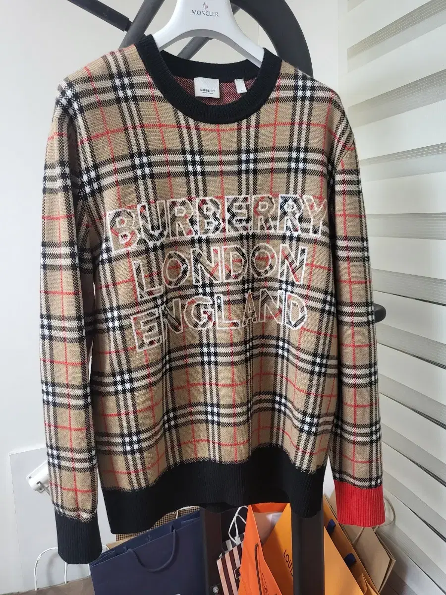 Burberry Wool Check Knit 22SS size M