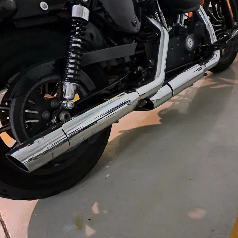 할리데이비슨 IRON883