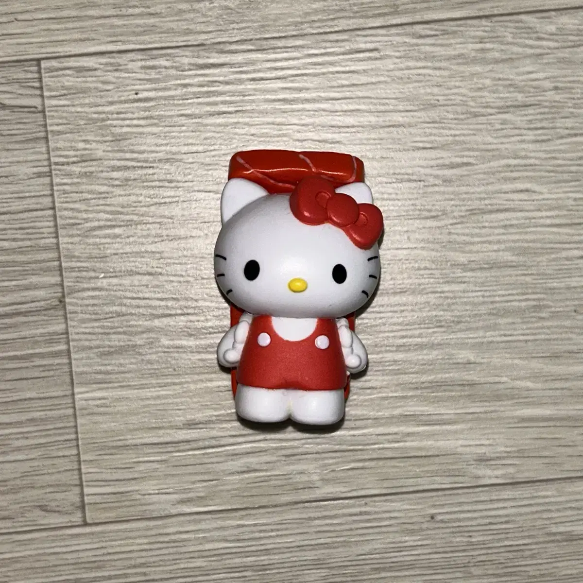 Hello Kitty Sushi Sushi Tuna Figure