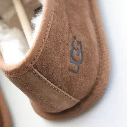 UGG FOR MEN SCUFF ROMEOII 어그 정품슬리퍼 새제품