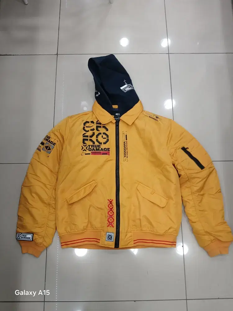 RIOT GAMES XXL yellow thin quilted jumper hooded hip jacket with detachable hoodSecondhand