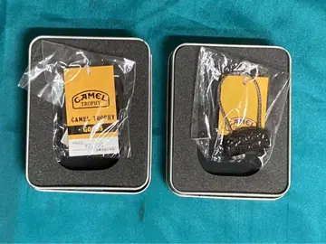 [CAMEL TROPHY 키링 박스 케이스 포함 2개]입니다.
