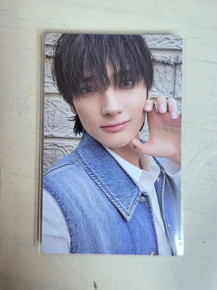 txt hueningkai pre-order benefit photocard