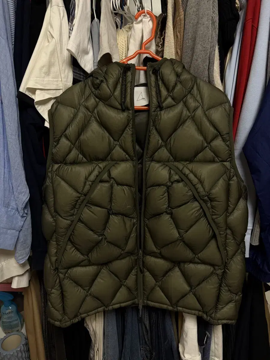 Roa hiking padded vest