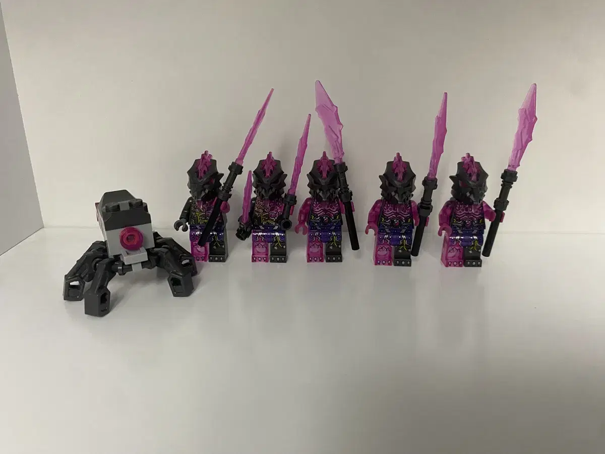 LEGO NINJAGO Thrustal Soldier + Spider bulk sells