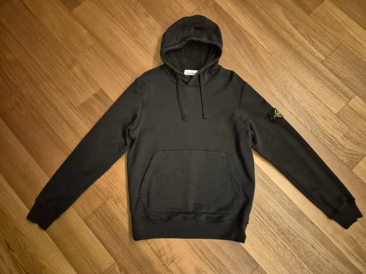 Stone Island 21ss Hoodie Black M