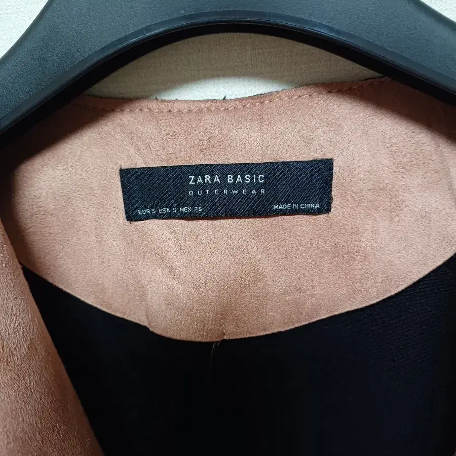 ZARA 스웨이드 자켓 S사이즈