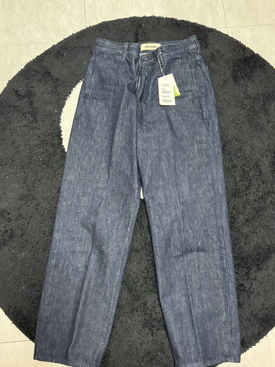 P54 denim pants in flaxen jin regular straight