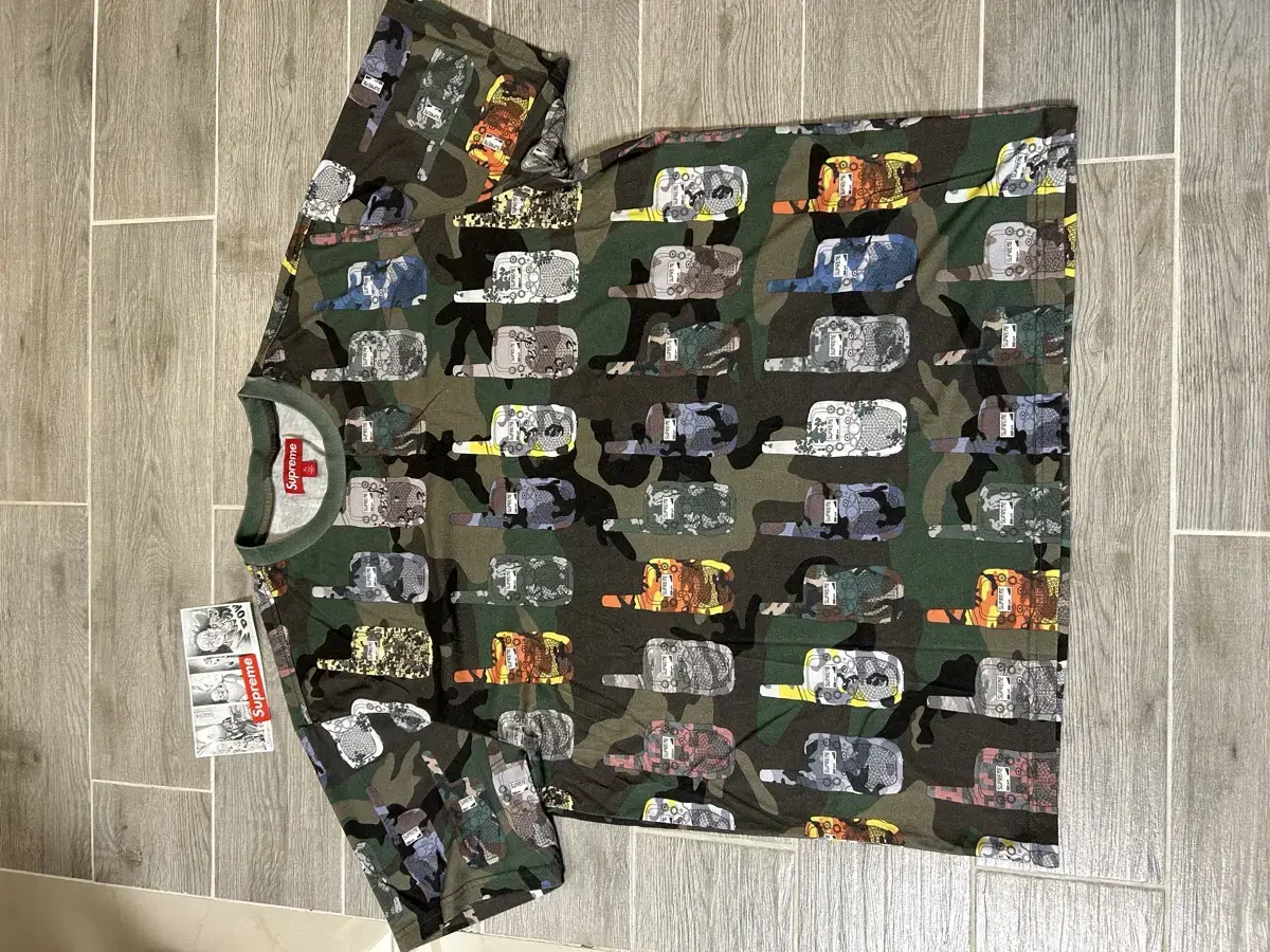 Supreme Walkie Talkie Short Sleeve XL sells