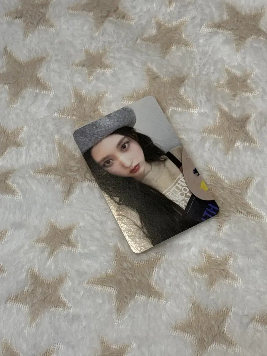 Sources ) Eyes with muu Art Department gaeul unreleased photocard ld sell wts Soundwave