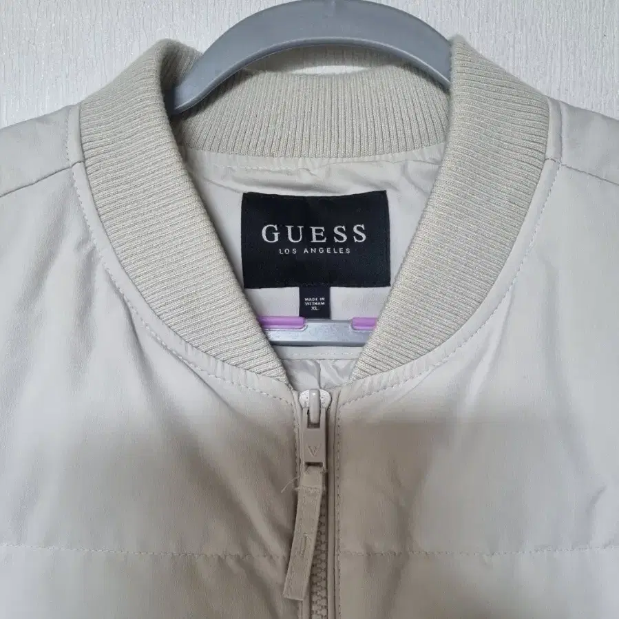 Guess 남성 덕다운패딩XL(1 05)