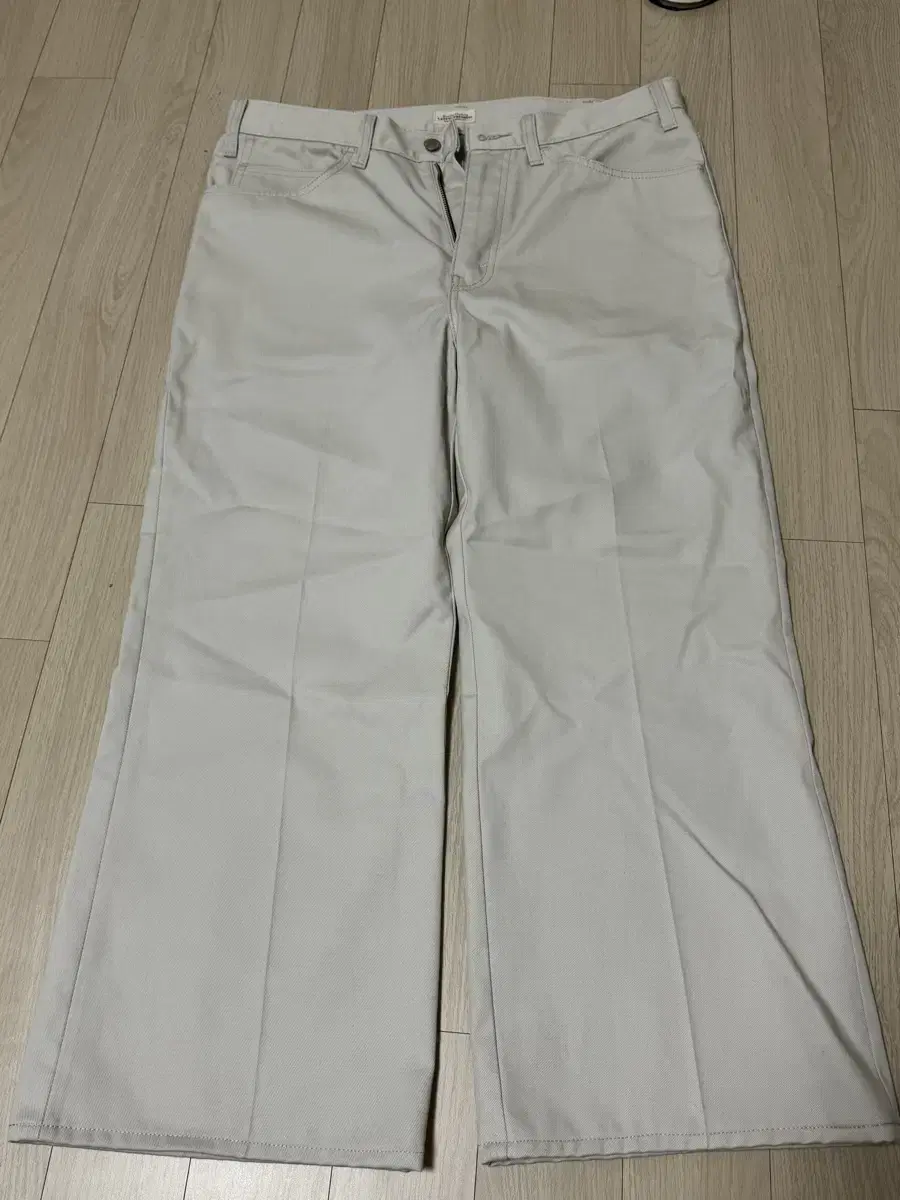 Levi's Chino Pants