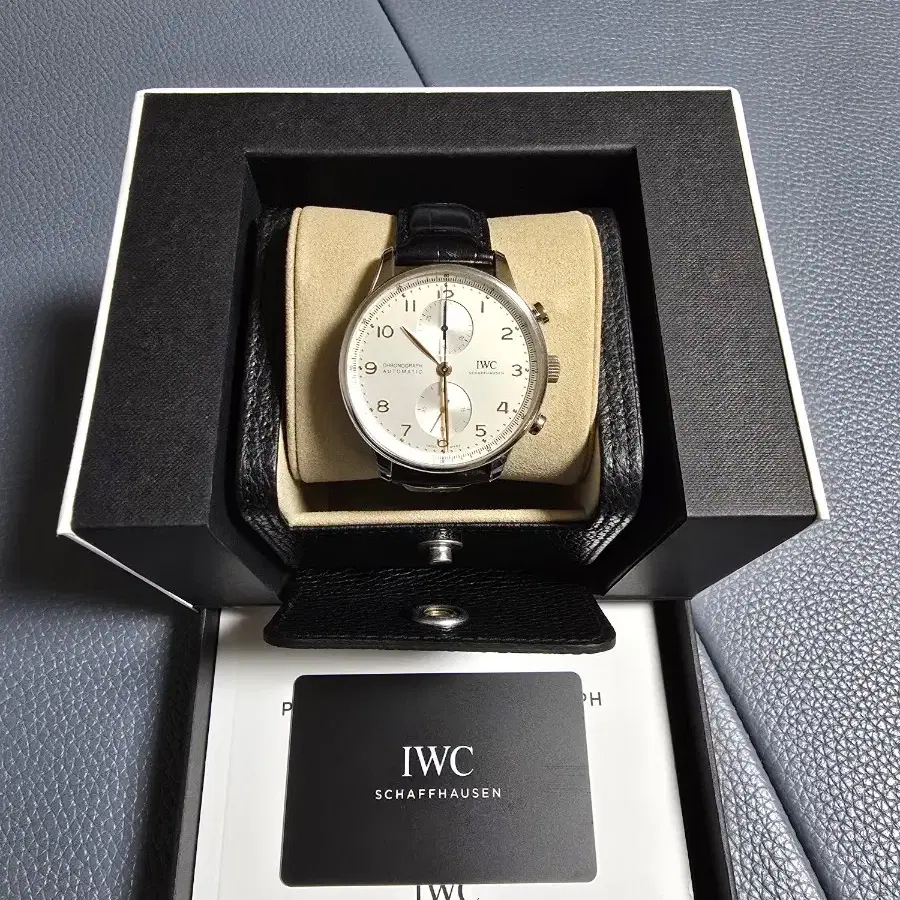 iwc 포르투기저 크로노그래프 미사용품 판매합니다