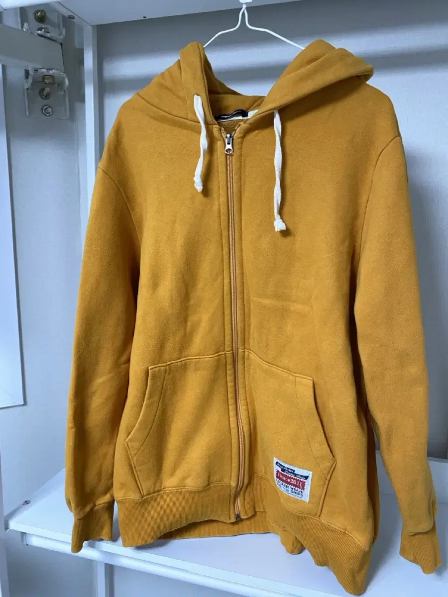 Yellow hoodie/price proposal welcome