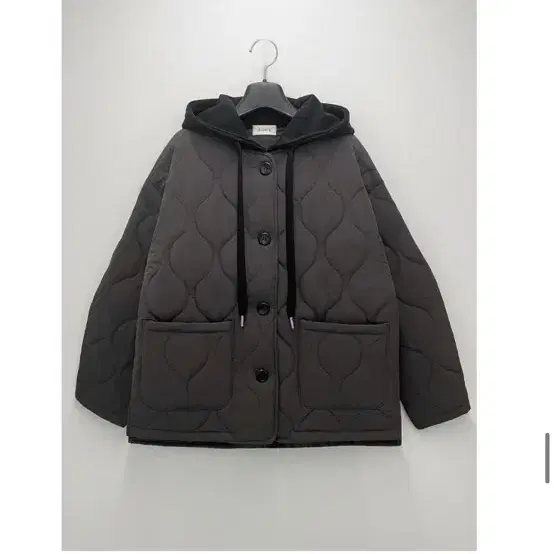 아방 Wave quilting hooded jumper 퀼팅 후드점퍼