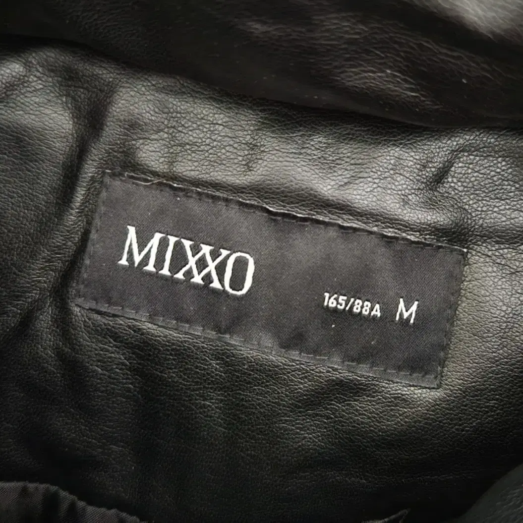 MIXXO 미쏘 레더 패딩