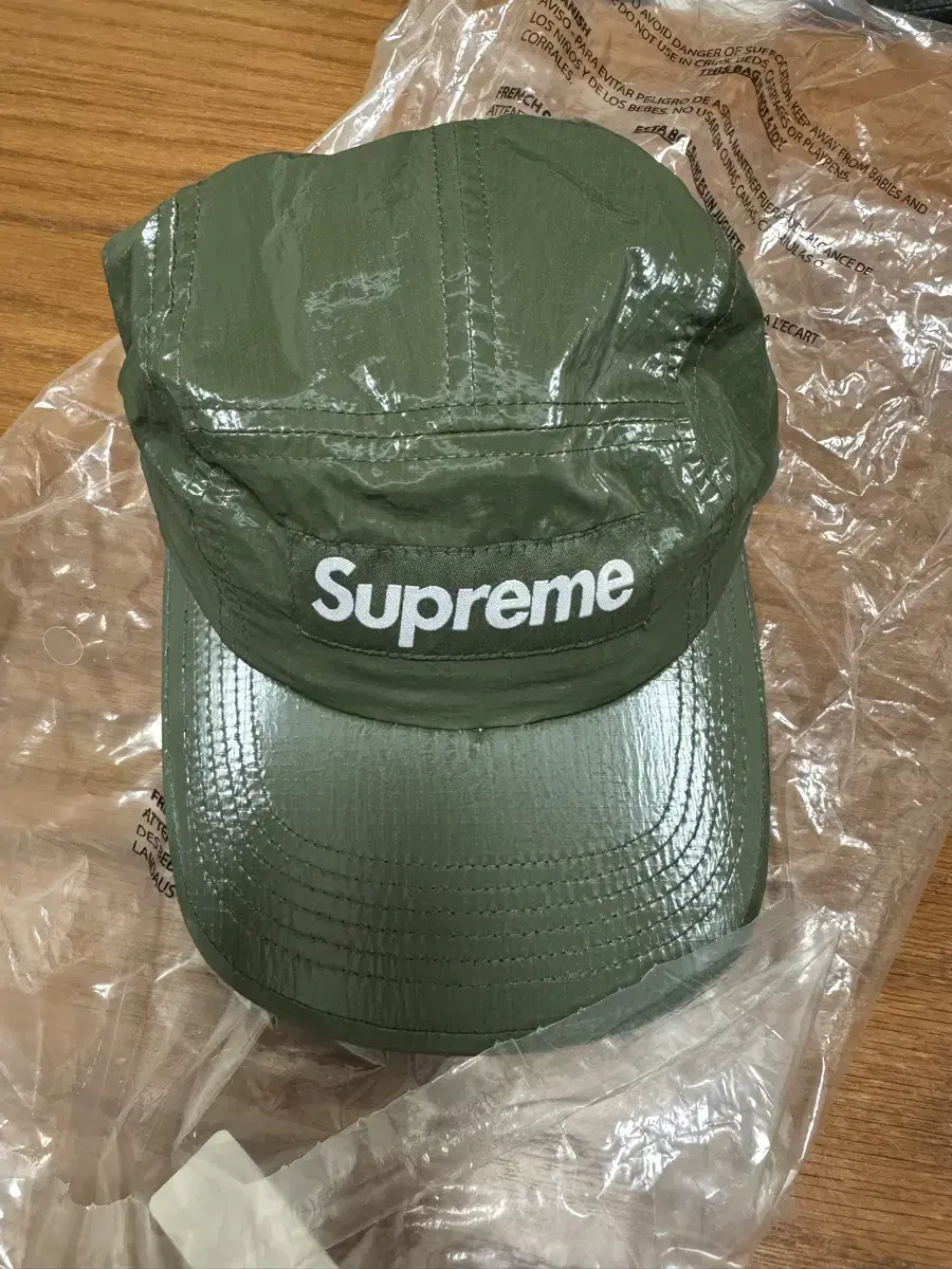 Supreme Gloss Ripstop Camp Cap Olive 슈프림